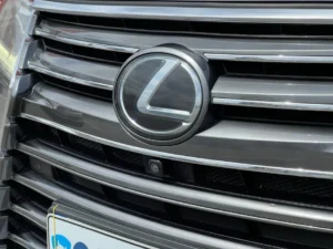 Lexus LX570