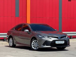 Toyota Camry 70