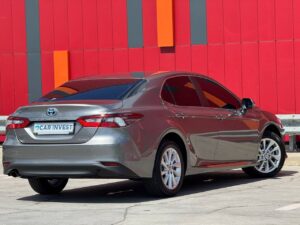 Toyota Camry 70