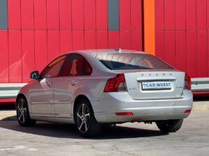 Volvo S40