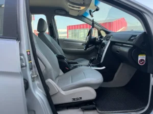 Mercedes-Benz B170