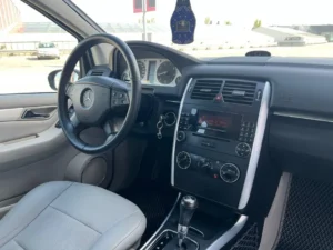Mercedes-Benz B170