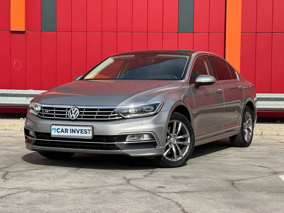 Volkswagen Passat R-Line