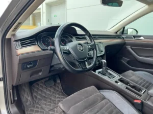 Volkswagen Passat R-Line