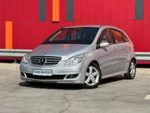 Mercedes-Benz B170
