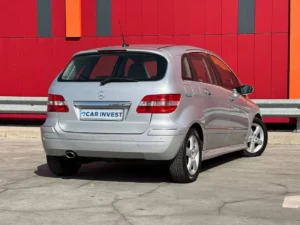 Mercedes-Benz B170