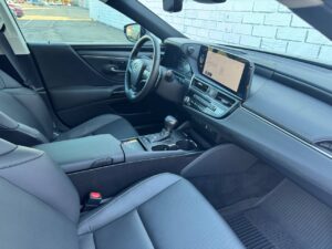 Lexus ES 300