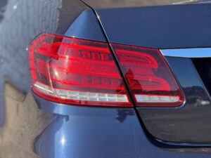 Mercedes-Benz E200