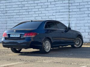 Mercedes-Benz E200