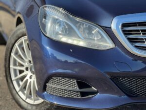 Mercedes-Benz E200