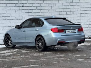 BMW 328i F30