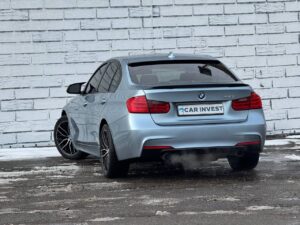 BMW 328i F30