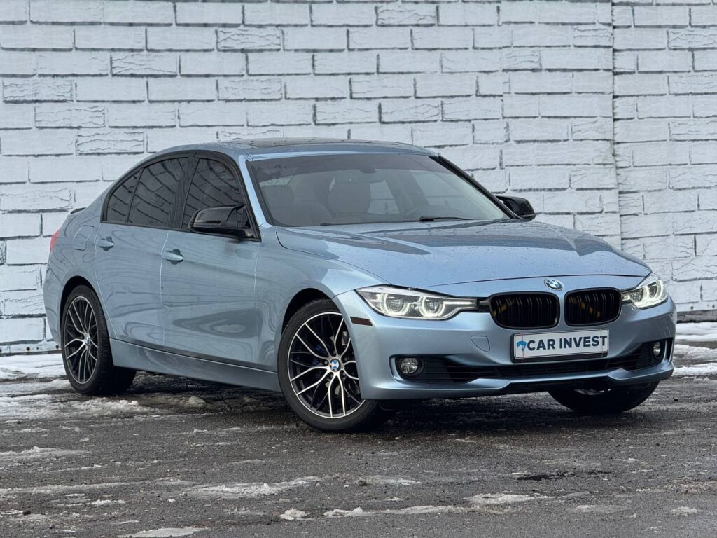 BMW 328i F30