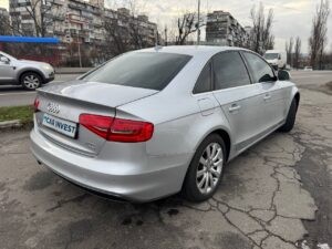Audi A4B8