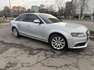 Audi A4B8
