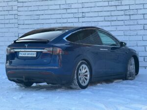 Tesla Model X 75D