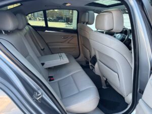 BMW F10 528i