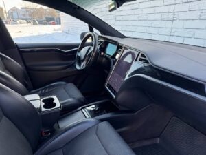 Tesla Model X 75D