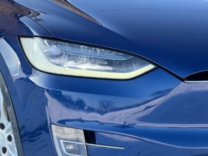 Tesla Model X 75D