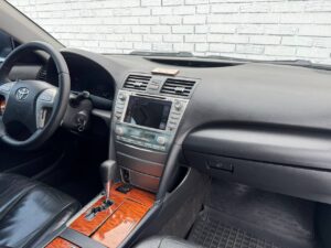 Toyota Camry 40