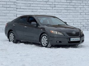 Toyota Camry 40
