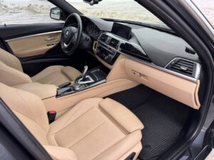 BMW 330e F30