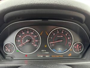 BMW 330e F30