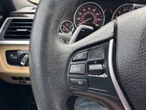 BMW 330e F30