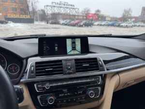 BMW 330e F30