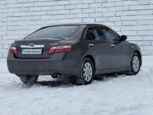 Toyota Camry 40