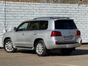 Lexus LX570