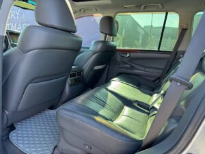 Lexus LX570