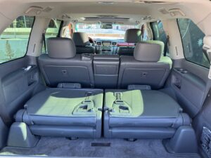 Lexus LX570