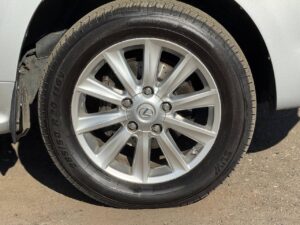 Lexus LX570