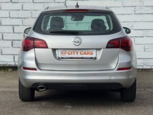 Opel Astra J