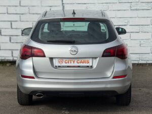 Opel Astra J