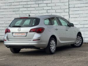 Opel Astra J