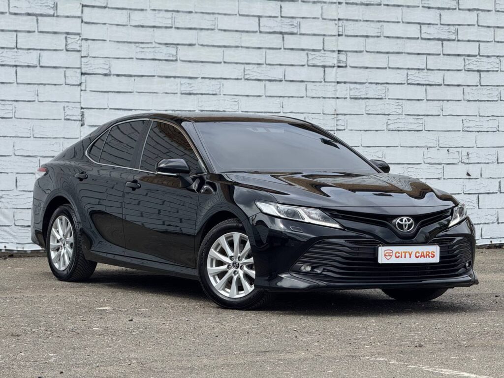 Toyota Camry 70