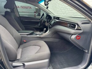 Toyota Camry 70