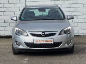 Opel Astra J