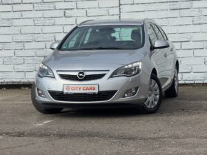 Opel Astra J