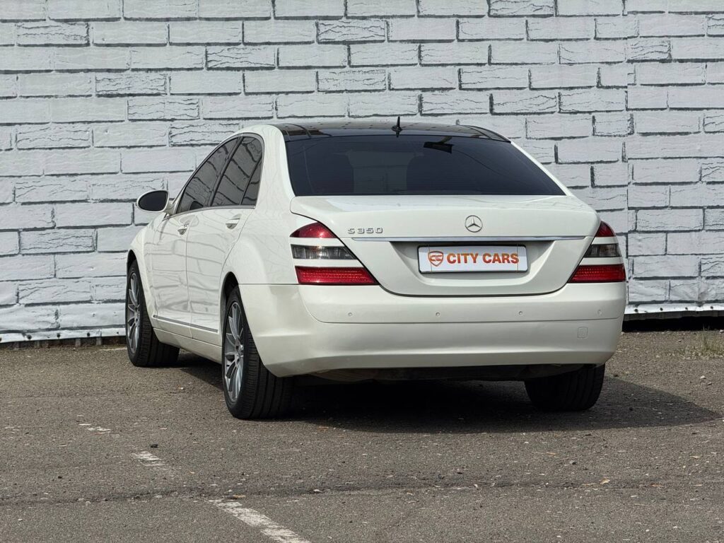 Автомобиль