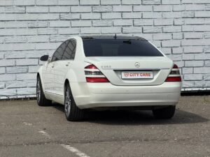 Mercedes-Benz S