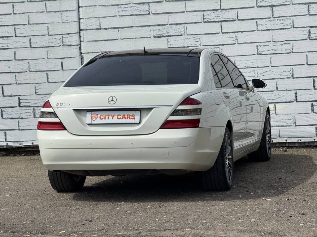 Автомобиль