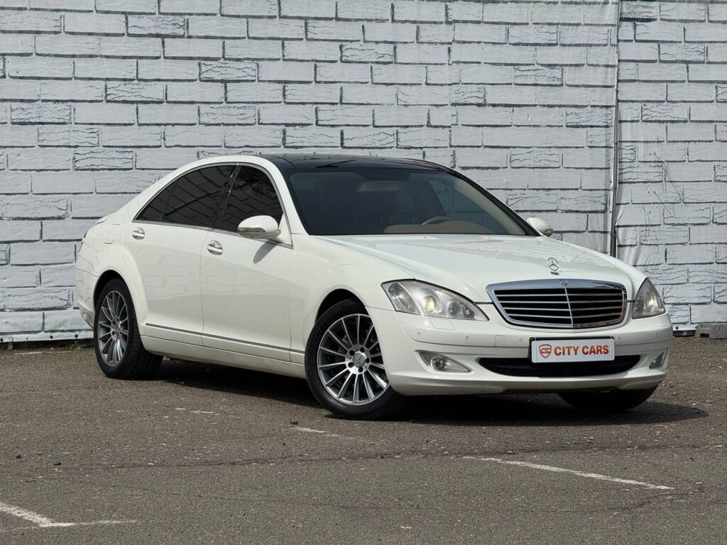 Mercedes-Benz S