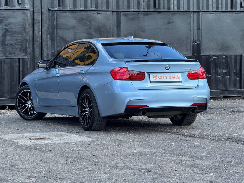 Автомобиль