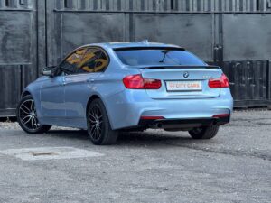 BMW 328 F30