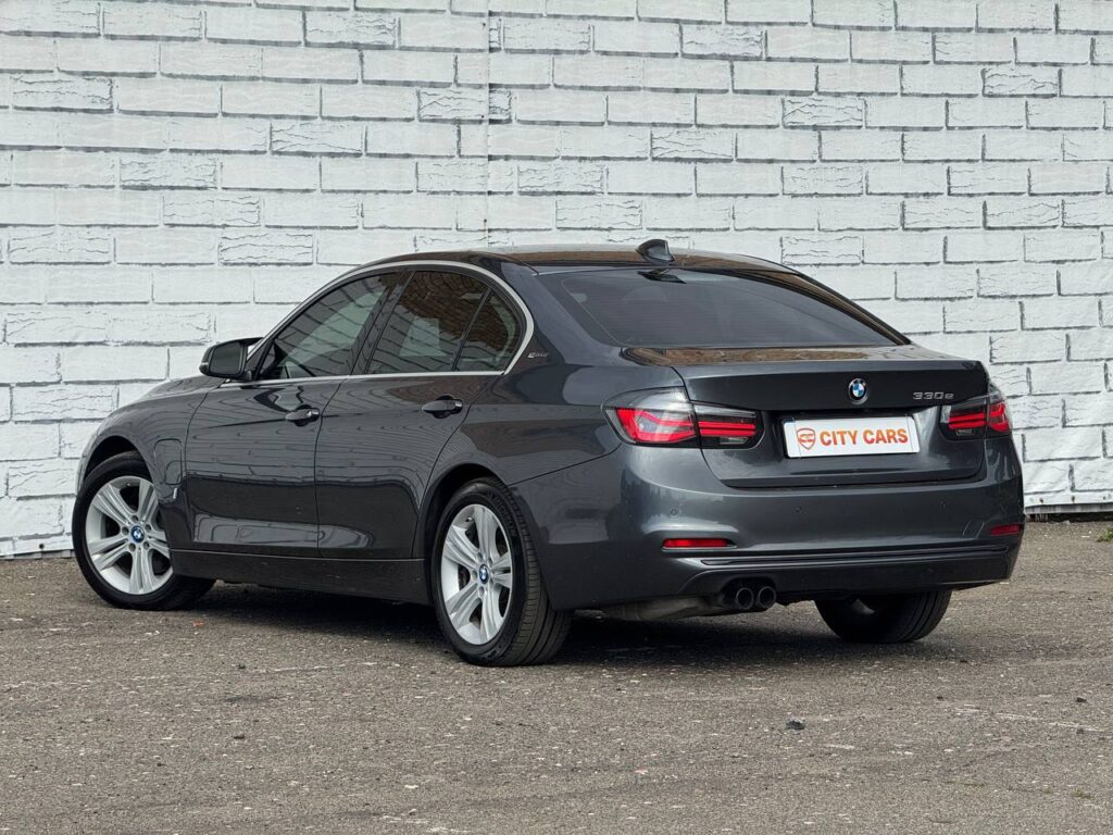 Автомобиль
