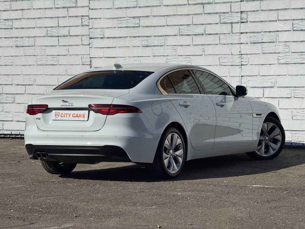 Автомобиль