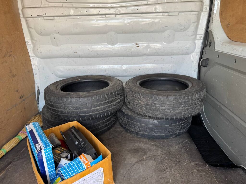Автомобиль